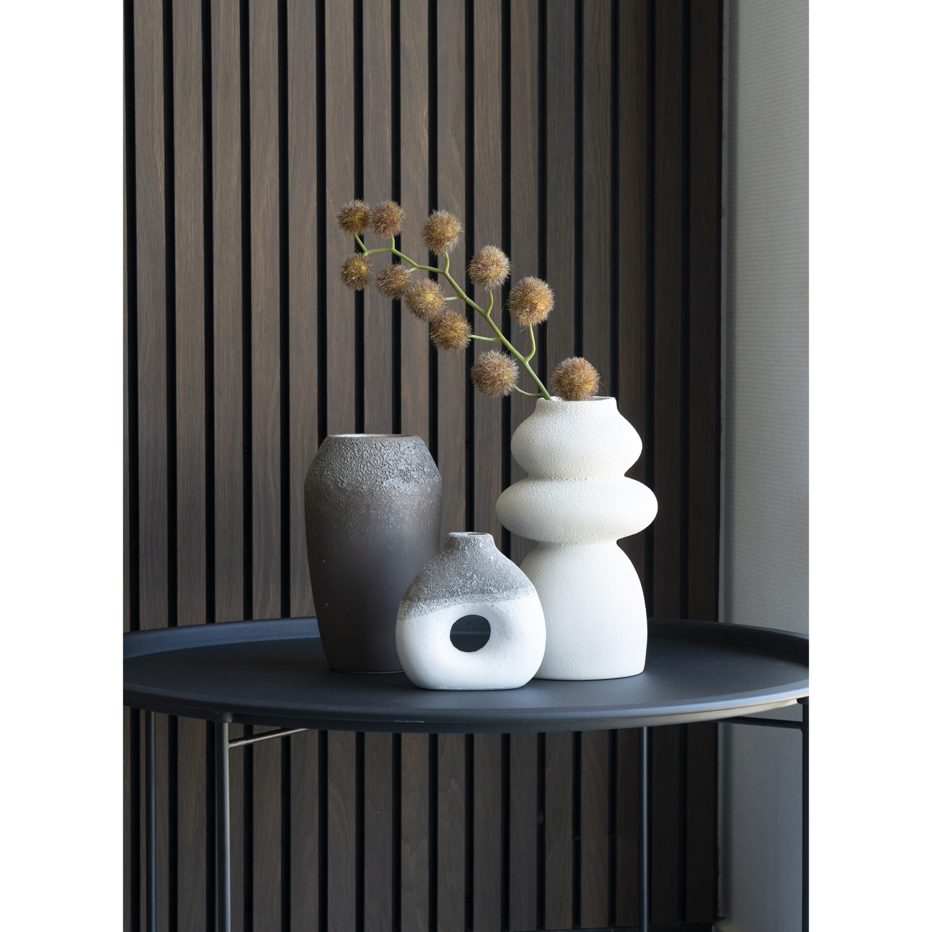 Ceramic vase curved Ø14,5x26,5 cm – beige (kopeeri)
